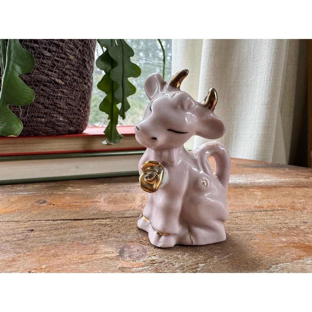 Vintage‎ Pink Cow Figurine Gold Horns Rose Salt Pepper Shaker Japan Kitsch